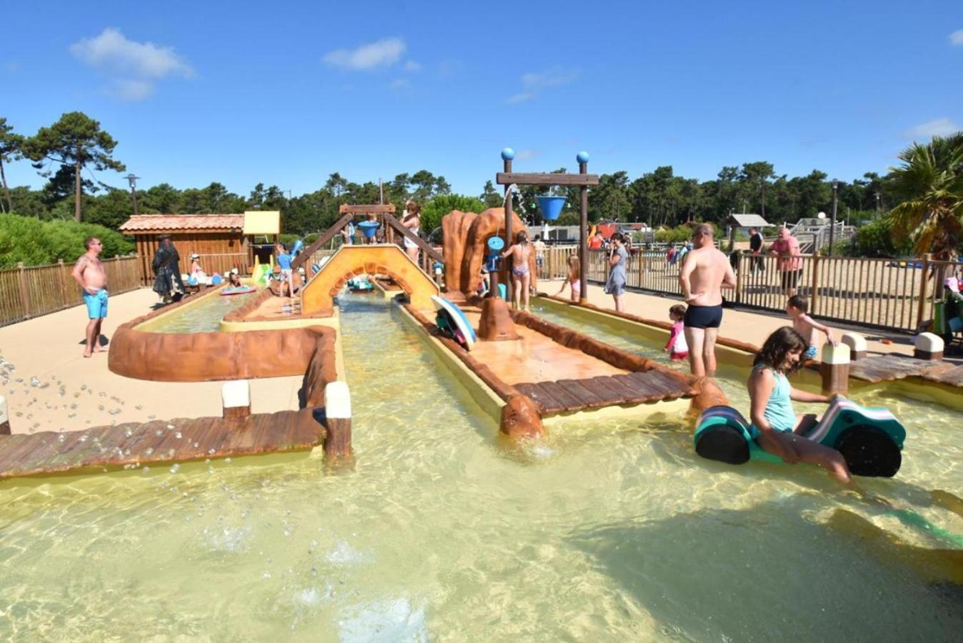Camping Mobil Confort Les Viviers Cap Ferret Lège-Cap-Ferret